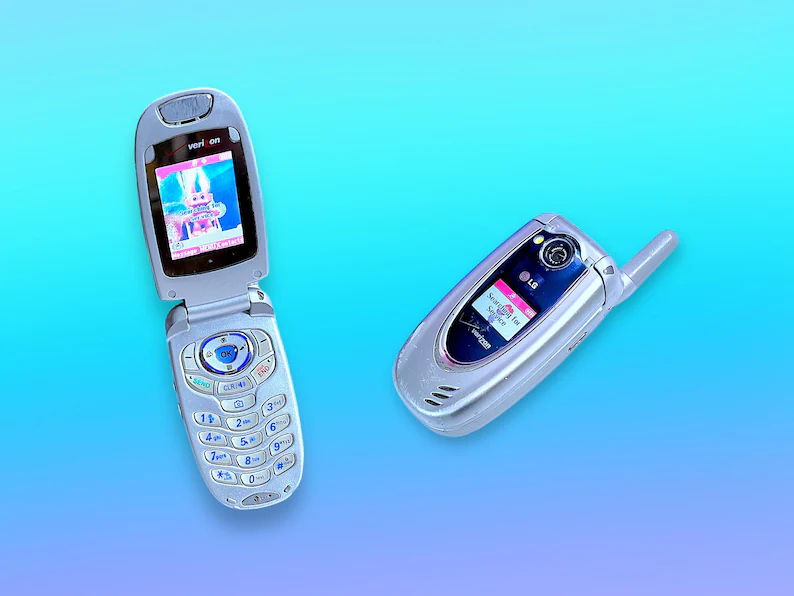 Vintage 90’s Y2K Style Model Mobile Cell Phone. RARE! Works!