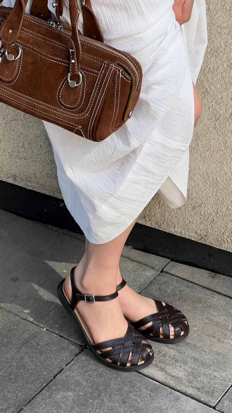 Fisherman Sandals For Women Closed Toe Brown Summer Shoes Strappy Leather Sandals Wide fit Custom Handmade Sandals with Adjustable Strap Fisherman Leather Sandals – Trendy & Comfortable