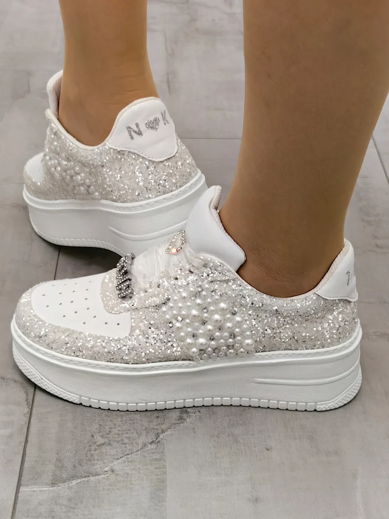 Wedding Bridal sneaker Personalized, custom wedding sneaker, wedding shoes for the Bride Sneaker , wedding sneakers for bride .Stilo Desing